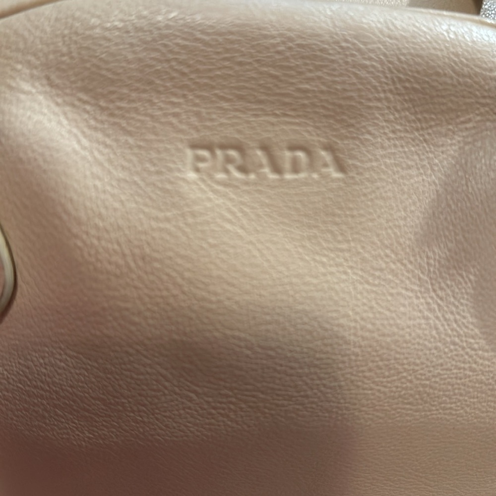 Prada tan bowling bag - Picture 3 of 13